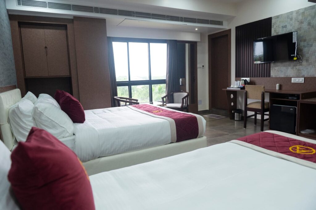 the view of room the autograph inn, the best hotel in siliguri